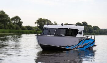 Realcraft 700 Cabin full